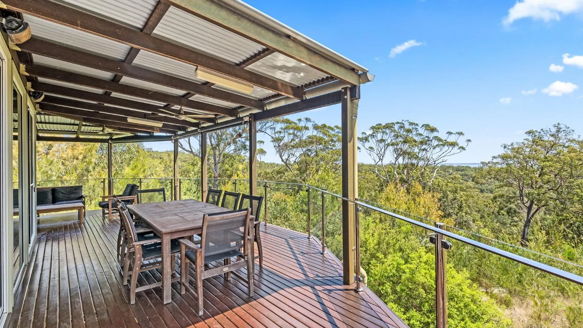 Bushys Hilltop Fraser Island
