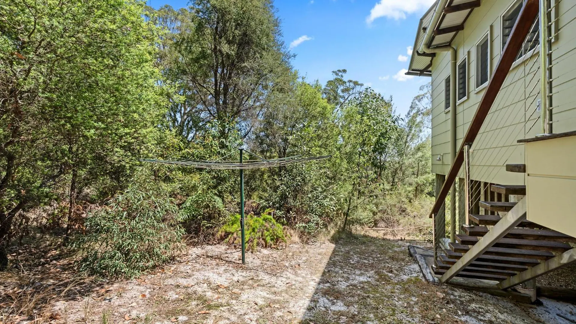 Holiday home Bushys Hilltop Fraser Island