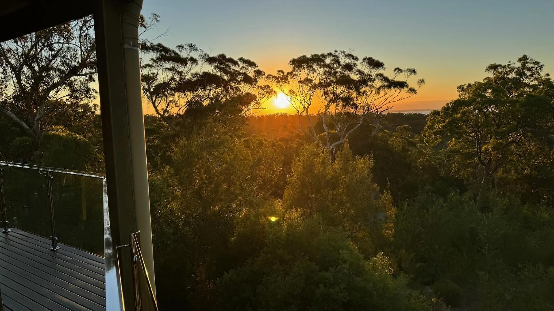 Bushys Hilltop Fraser Island